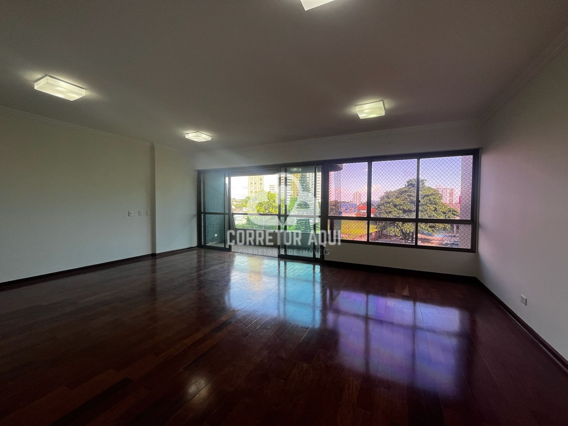 Apartamento à venda em Americana, Vila Pavan, com 4 quartos, 224m² - Corretor Aqui Imobiliária