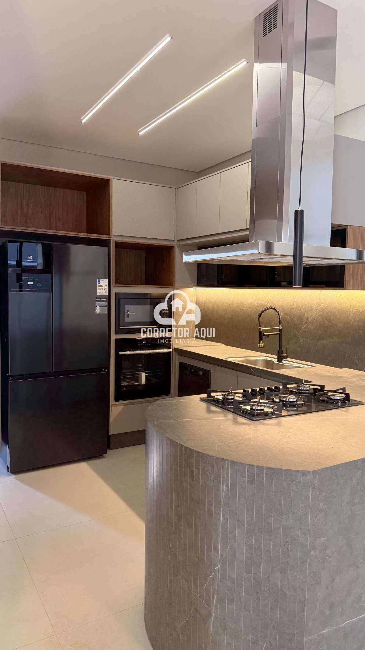 Casa em condomínio com 3 dormitórios à venda, 173m² por R$ 1.849.900,00- RESIDENCIAL JARDIM VITÓRIA - Nova Odessa/SP - Corretor Aqui Imobiliária