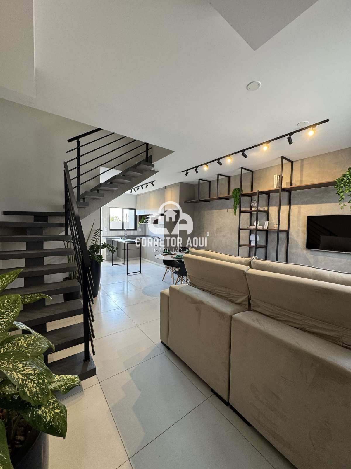 Residencial com apenas 22 casas em condominio fechado e 3 opcoes de plantas - Corretor Aqui Imobiliária